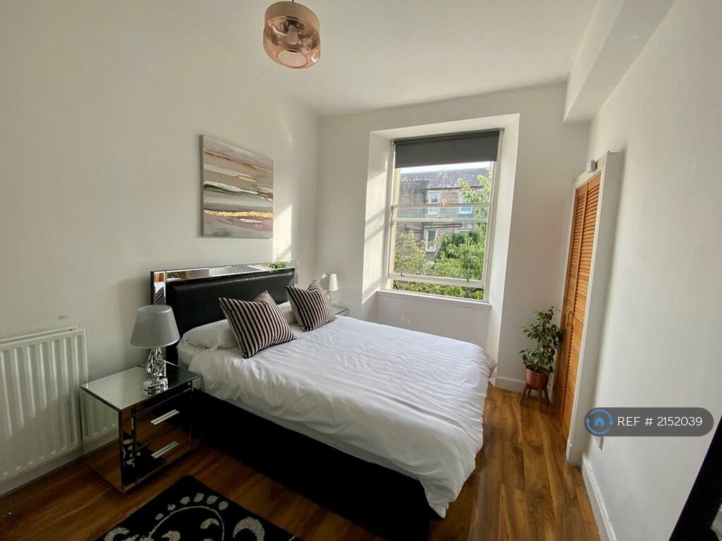 Main image of property: Cathcart Place, Edinburgh, EH11