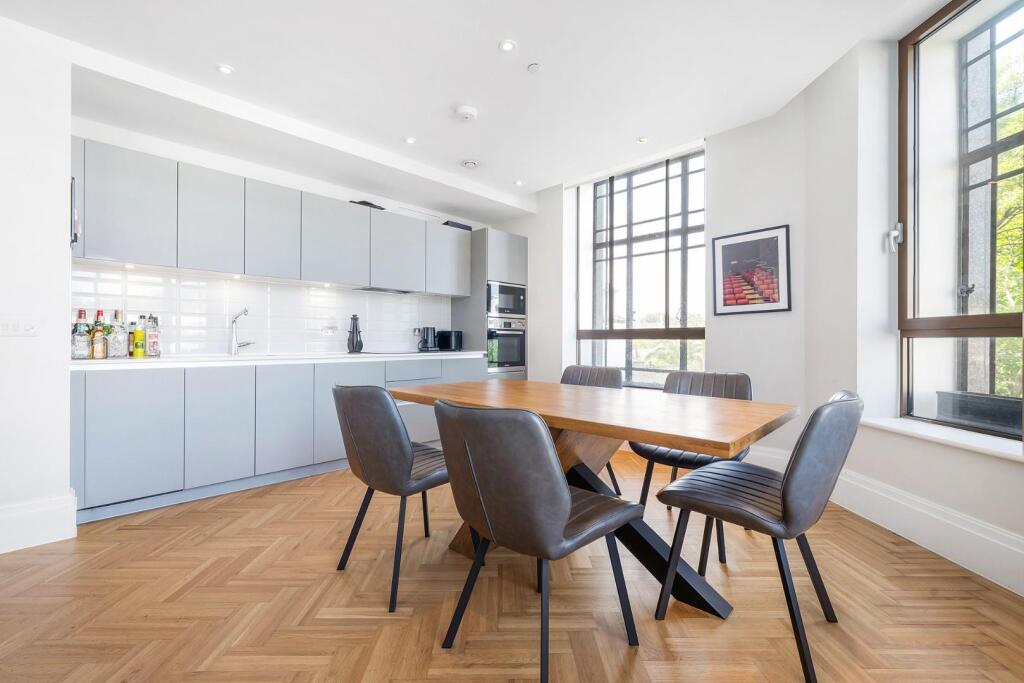 Apartment in London - View 4