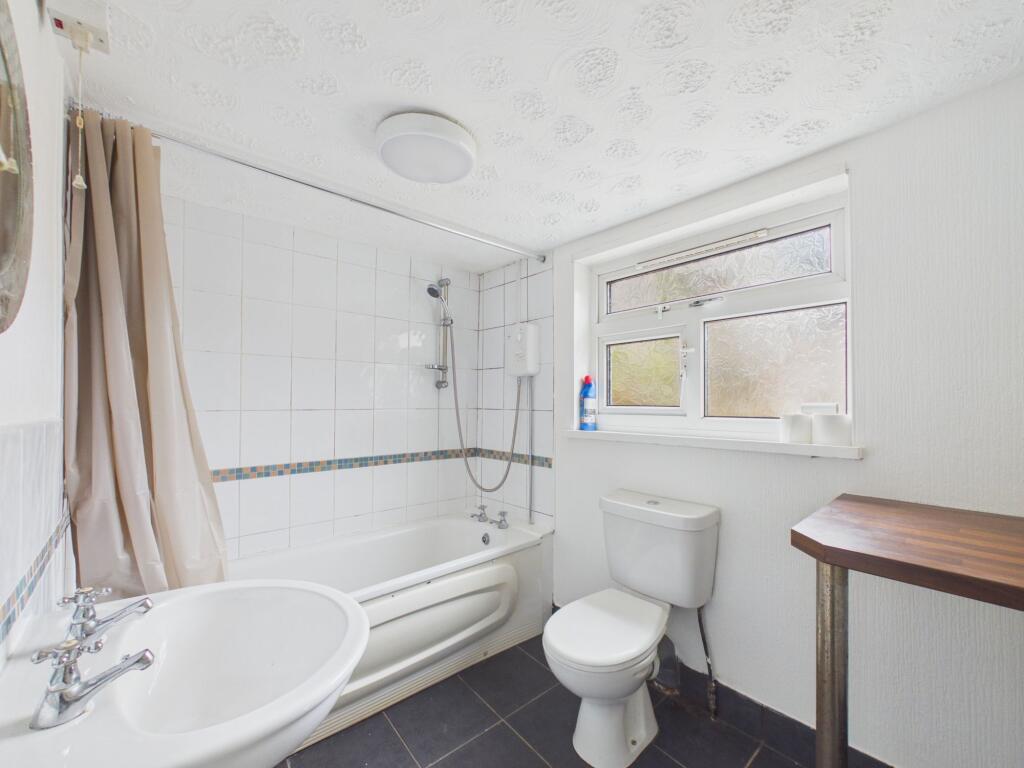House in Barry, Cadoxton - View 5