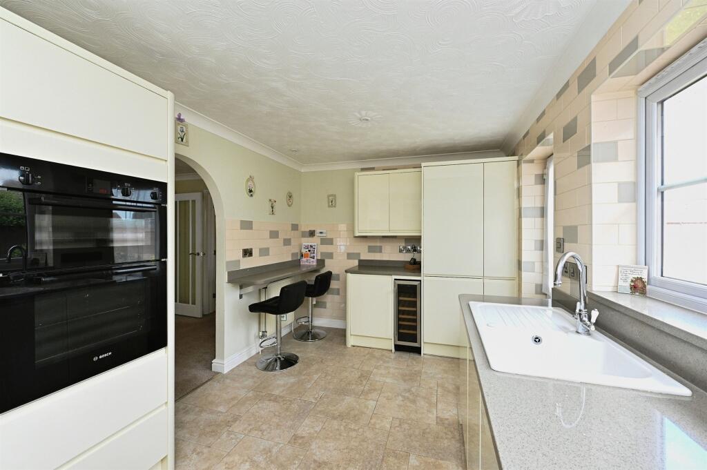 Greenwich Close, DOWNHAM MARKET photo 3