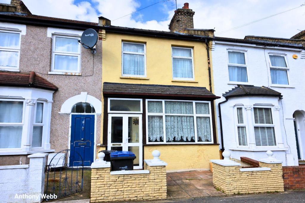 Main image of property: Wellington Avenue, Edmonton, N9