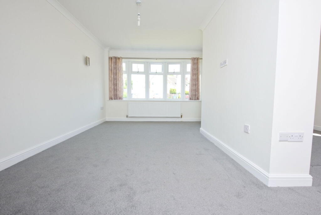Myrtle Grove, Brewood, South Staffordshire, ST19 9HN photo 3