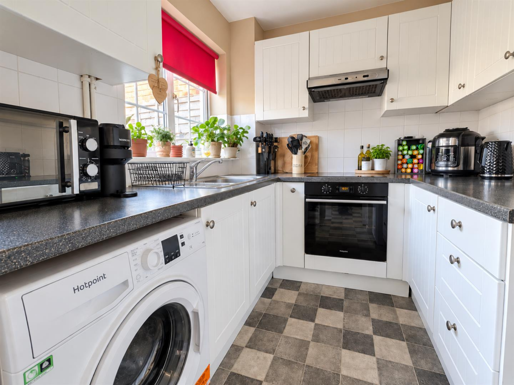 House in Uckfield - View 5