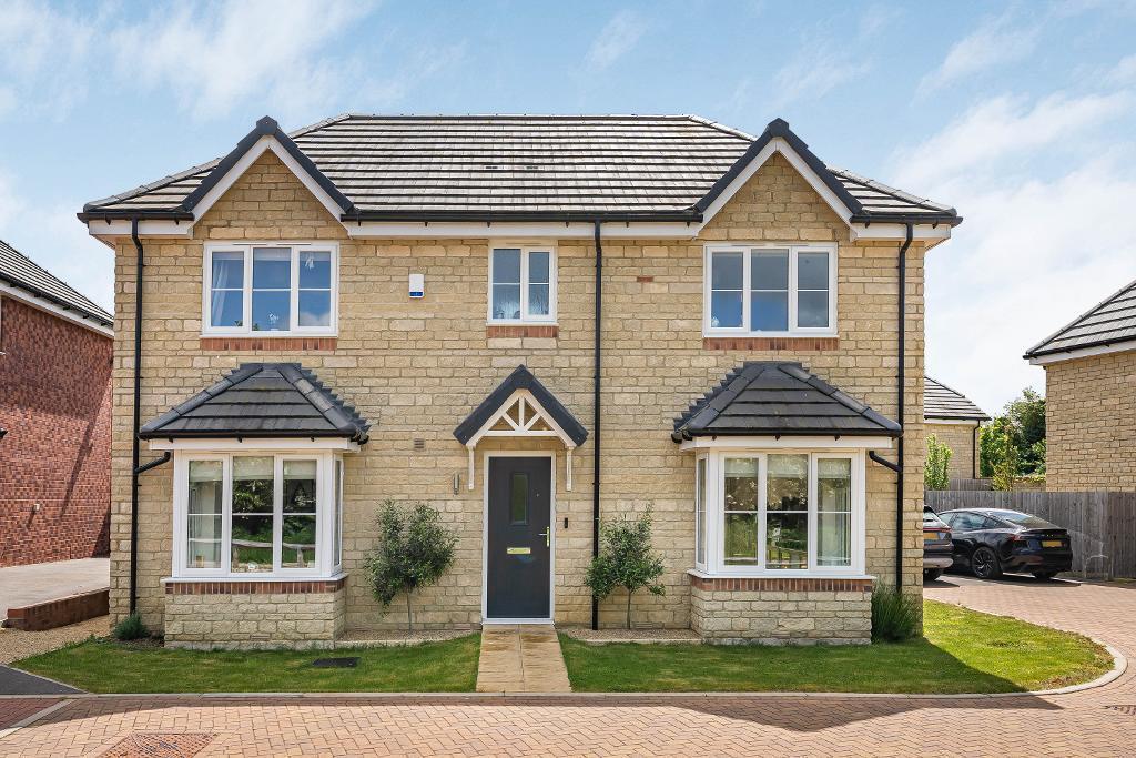 Main image of property: Sidings Close, Cam, Dursley, GL11 5FQ