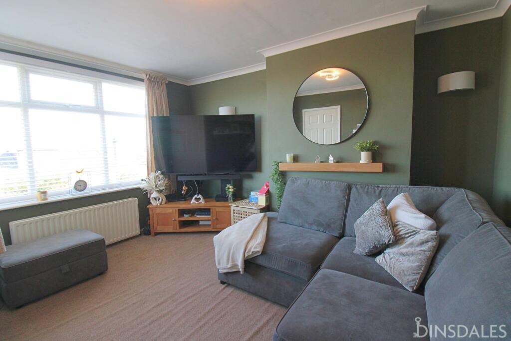Ascot Drive, Bradford photo 3