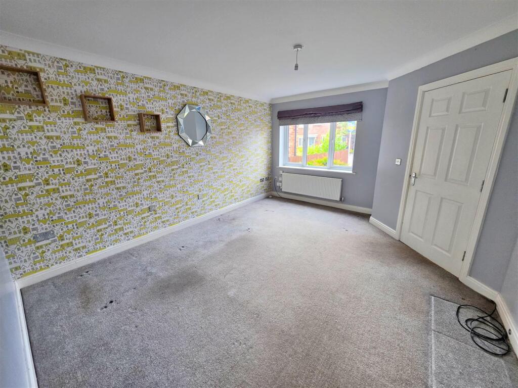 House in Wyre, Highcross - View 4