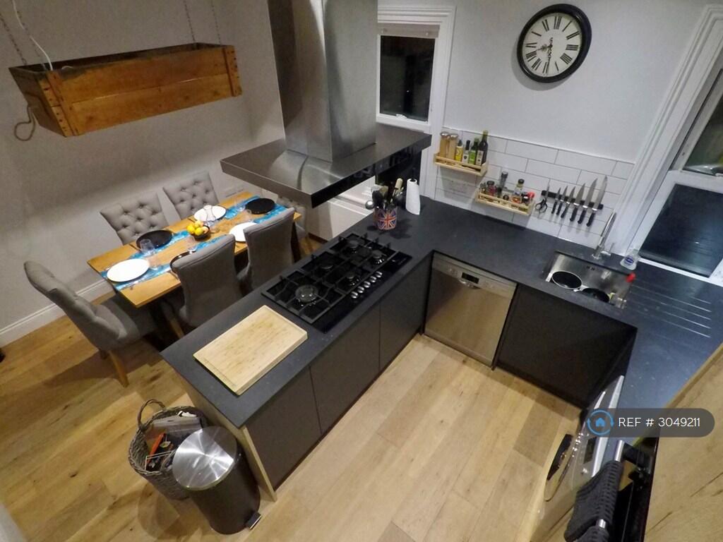Apartment in London, West Ealing, Hanwell - View 5