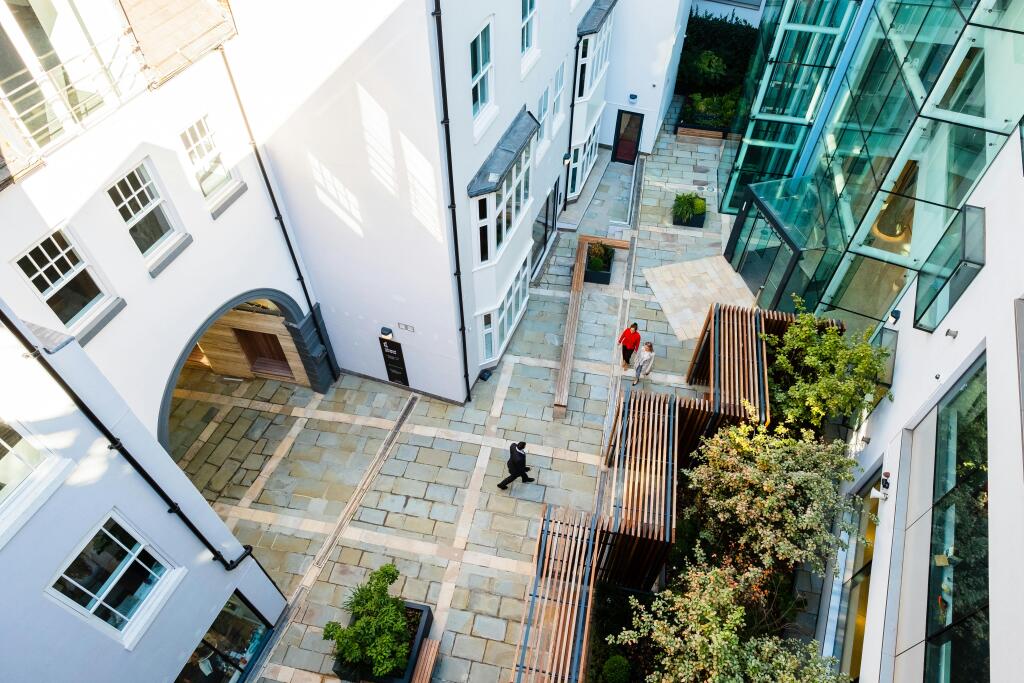 1 Edmund Gardens, 121 Edmund Street