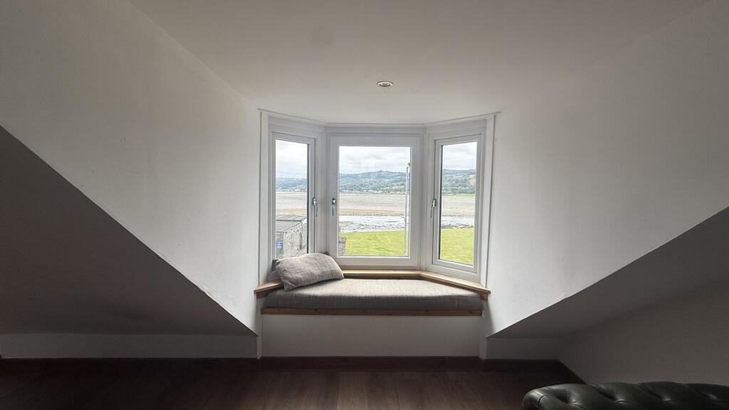 39, Lochnell Street, Lochgilphead photo 3