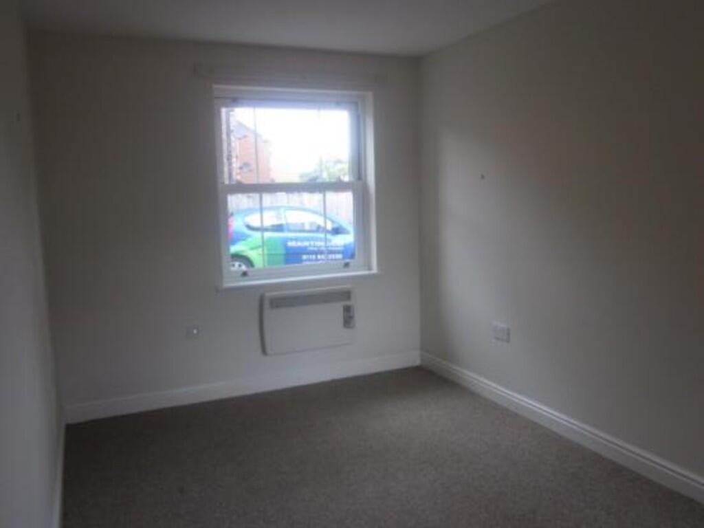 Apartment in Nottingham - View 4