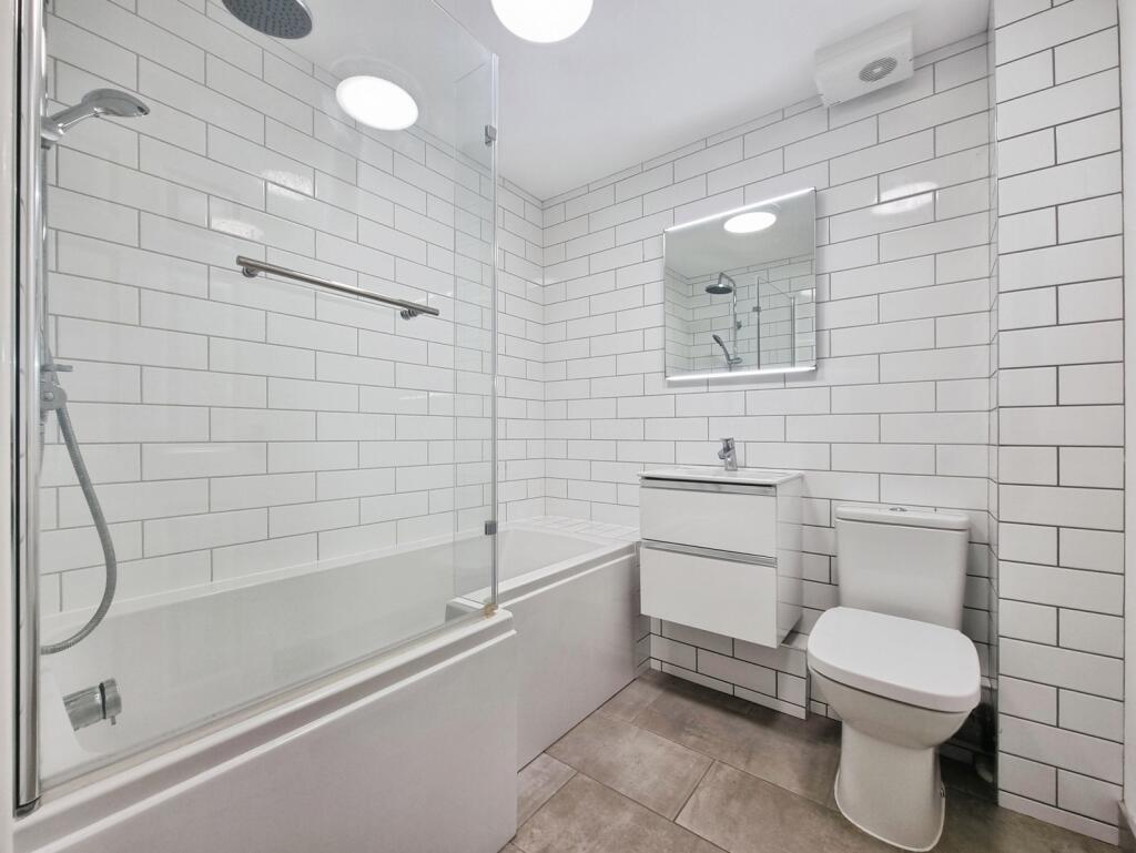 Apartment in Swale, Macknade, Faversham - View 4