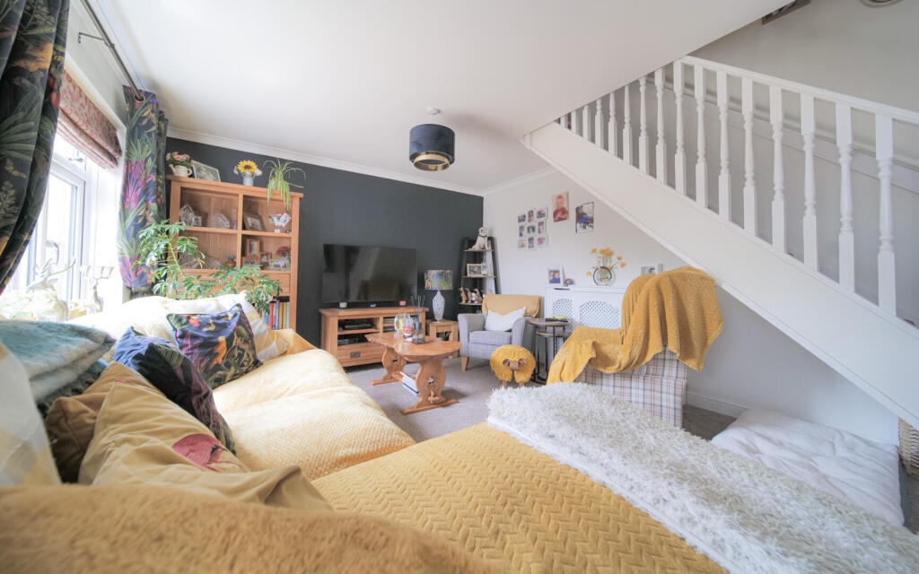 House in Swindon, Melksham - More