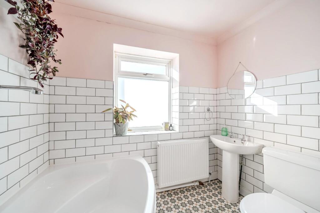 Additional image 11 of Penfield, Yeovil