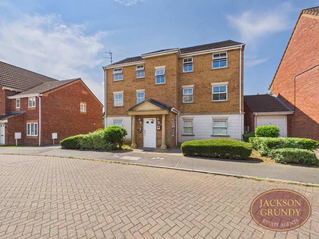 Main image of property: Morning Star Road, Daventry, NN11 9AB