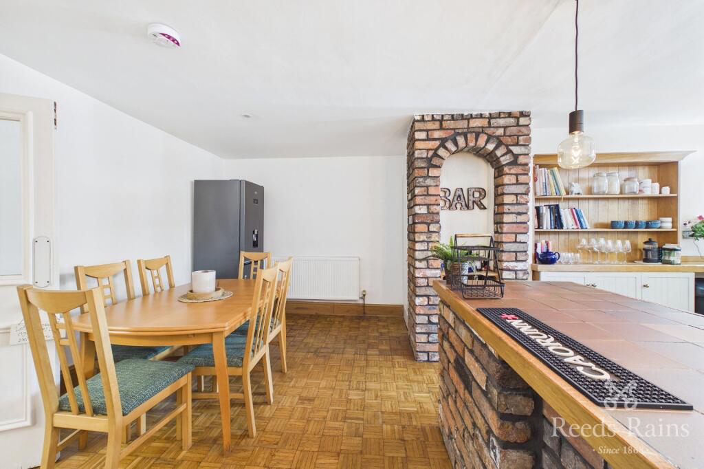 House in Stockport, Heaton Chapel - View 4