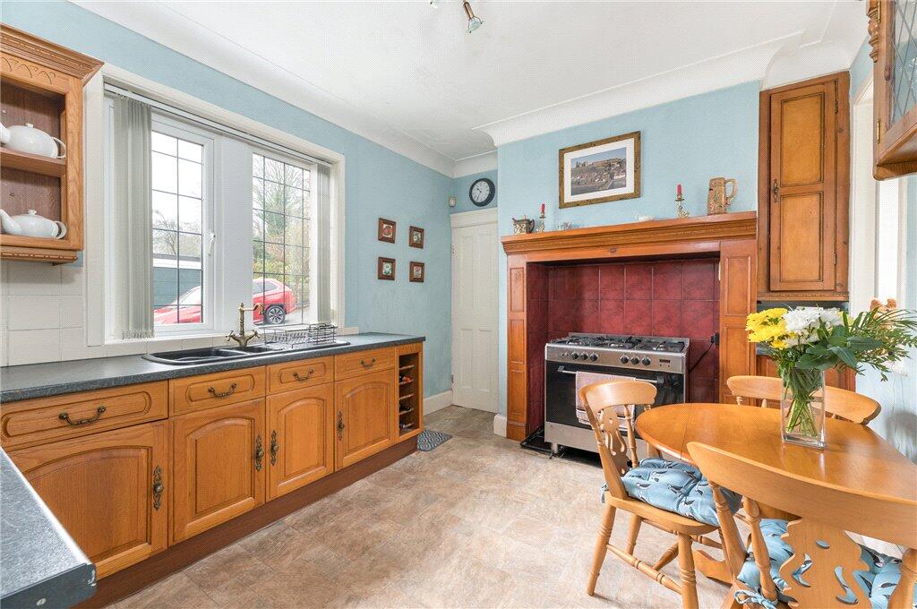 Villa Road, Bingley, West Yorkshire, BD16 photo 4