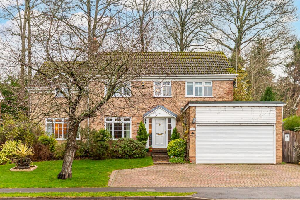 Main image of property: Normay Rise, Newbury, Berkshire, RG14