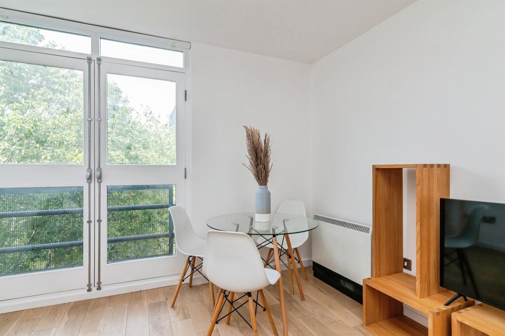 Apartment in Nottingham - View 4