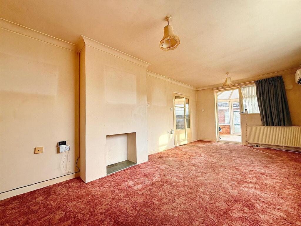 Westerley Way, Caister-On-Sea photo 3