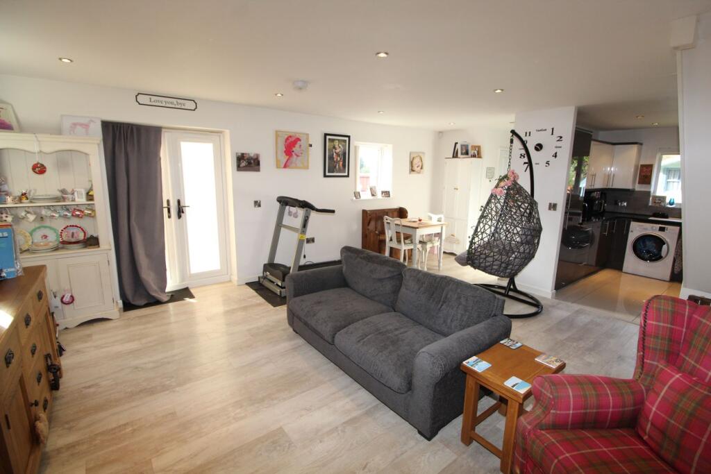 House in Leicester - View 5