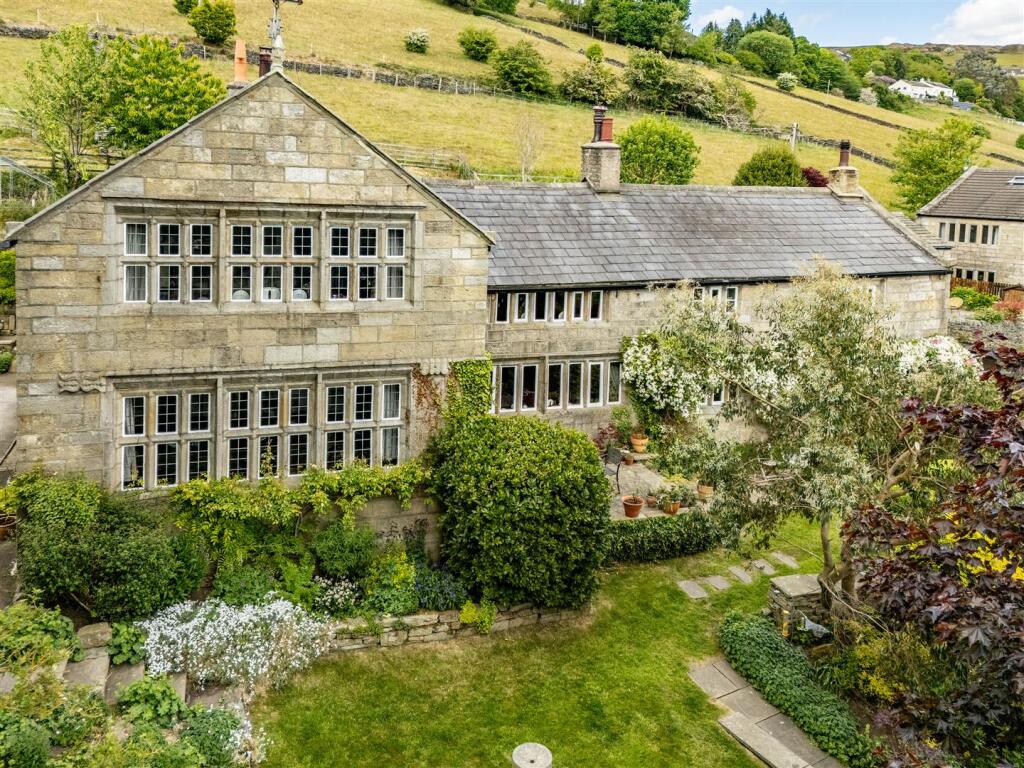 4-bed detached on Wadsworth Banks Farm, Raw Lane, Mytholmroyd, Hebden Bridge, £995,000
