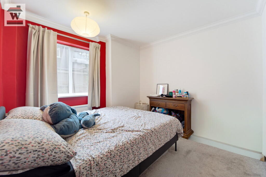 Apartment in London - More