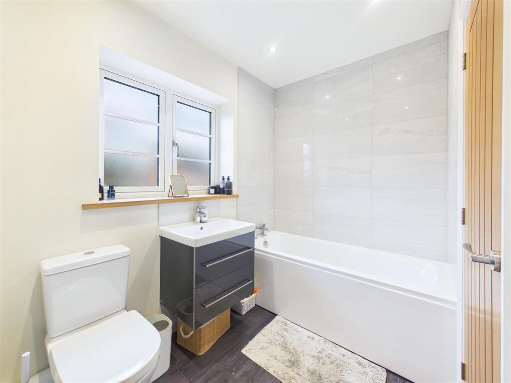 Additional image 18 of Elizabeth Grove, Elford, Tamworth