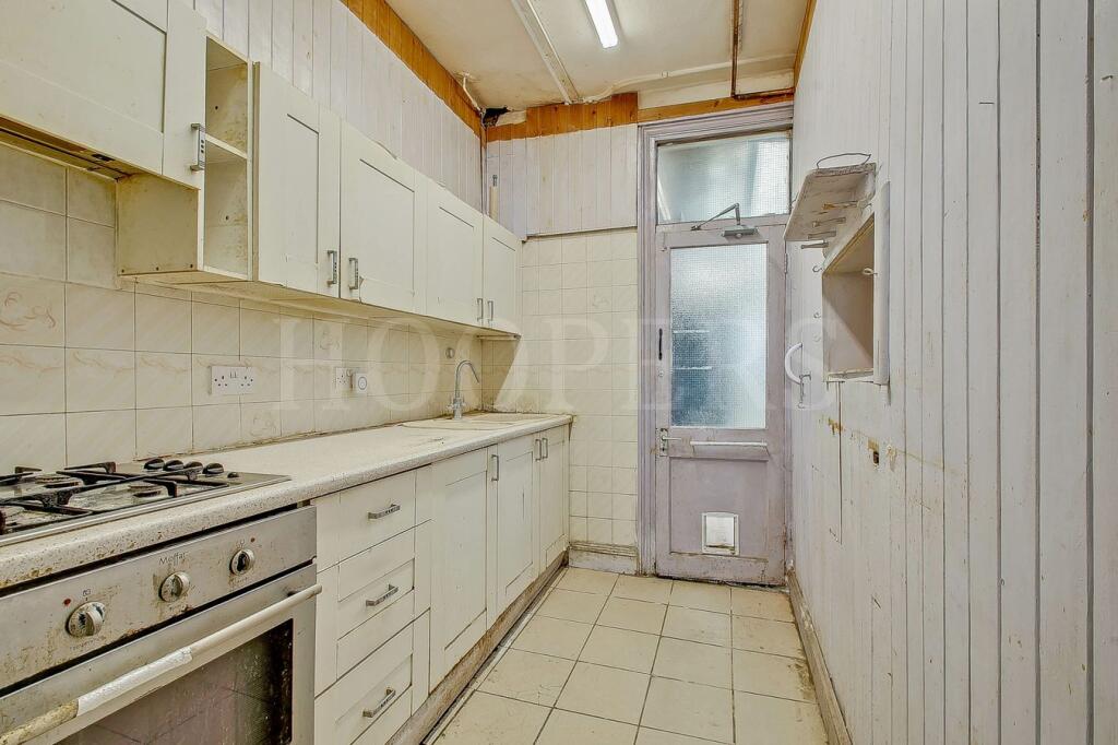 House in London, Dudden Hill, Dollis Hill - View 5