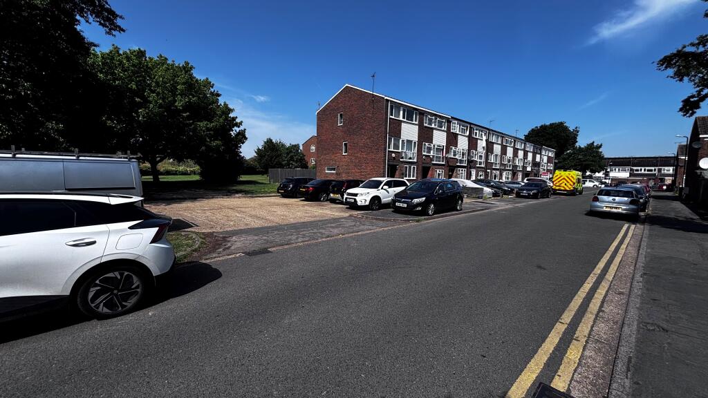 Land at Spackmans Way, Berkshire, SL1 2SA - View 3
