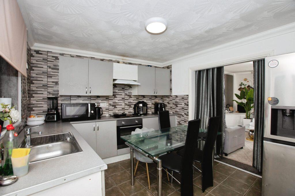 House in Preston - View 5