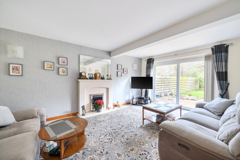 House in Guildford, Ockham - View 5