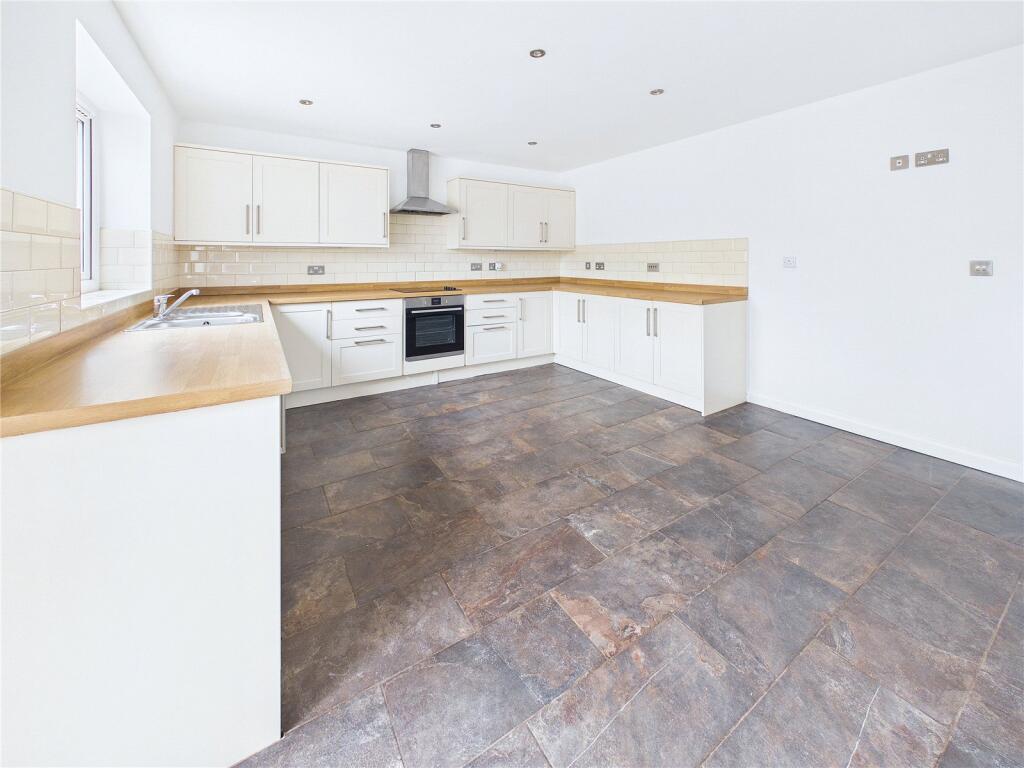 House in Darlington - More
