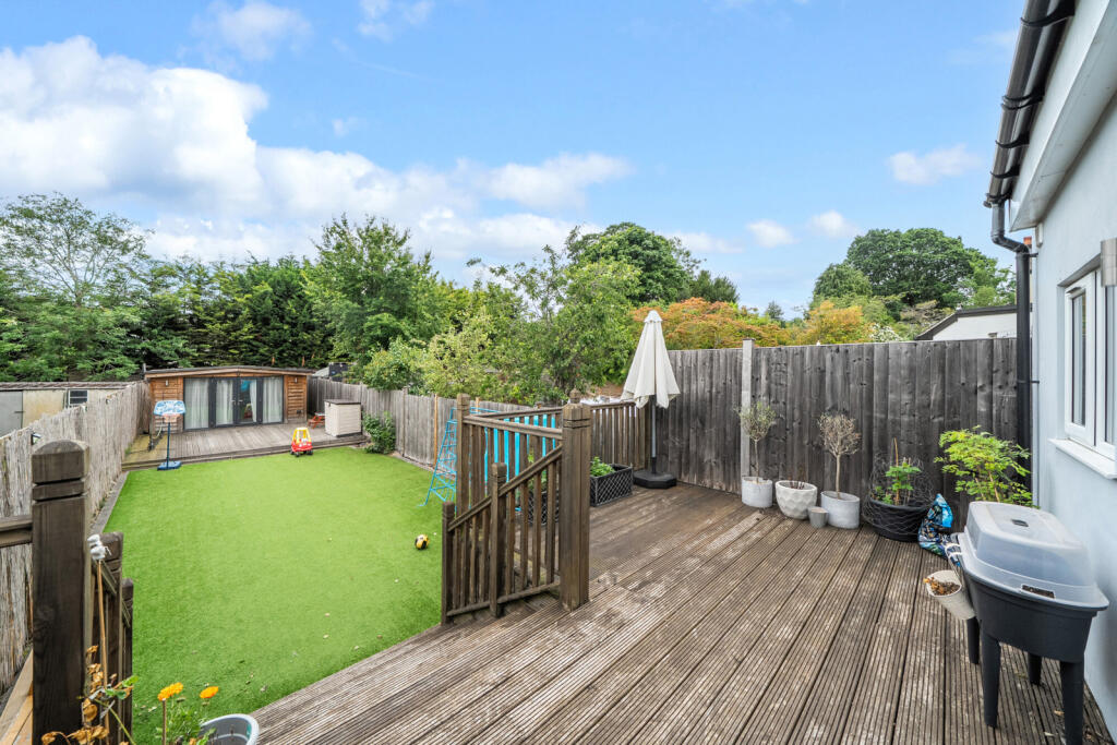 Forde Avenue, Bromley photo 5