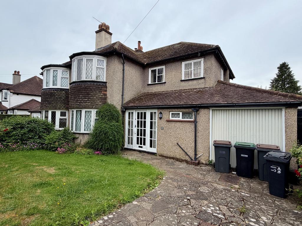 Main image of property: Montague Avenue, Sanderstead, South Croydon, CR2 9NH