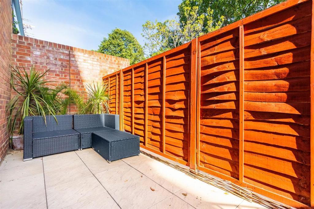 Main image of property: Lansdowne Walk Holland Park