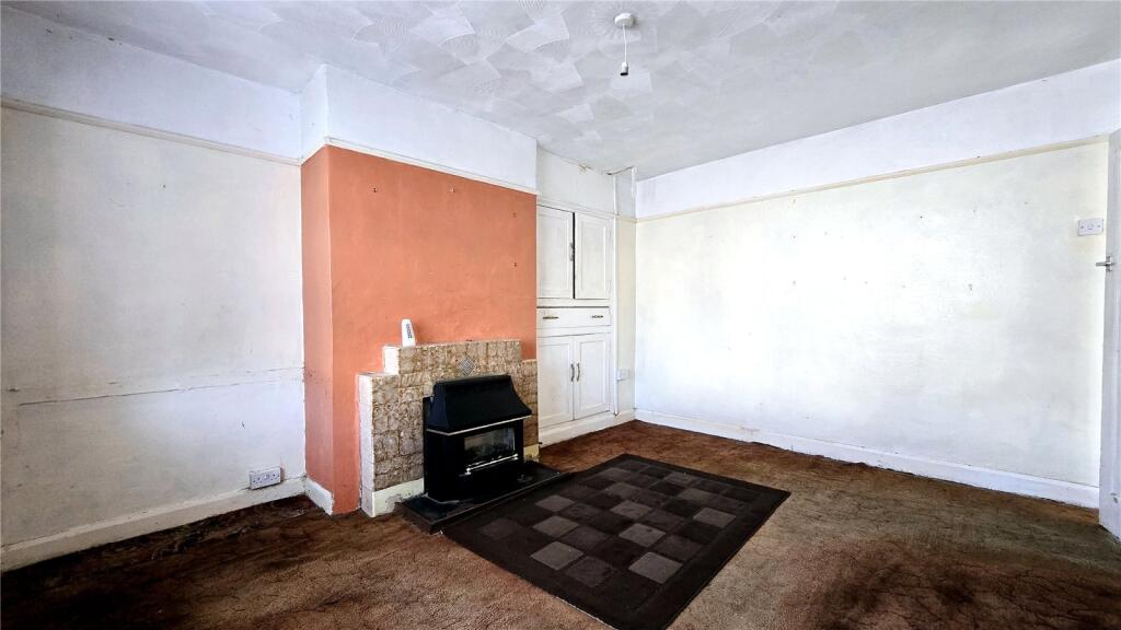 House in Holyhead, Porth-y-Felin - View 3
