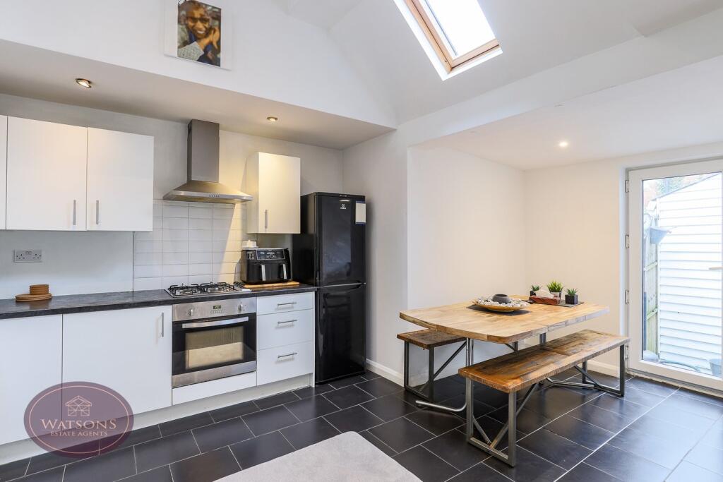 House in Nottingham, Awsworth - More
