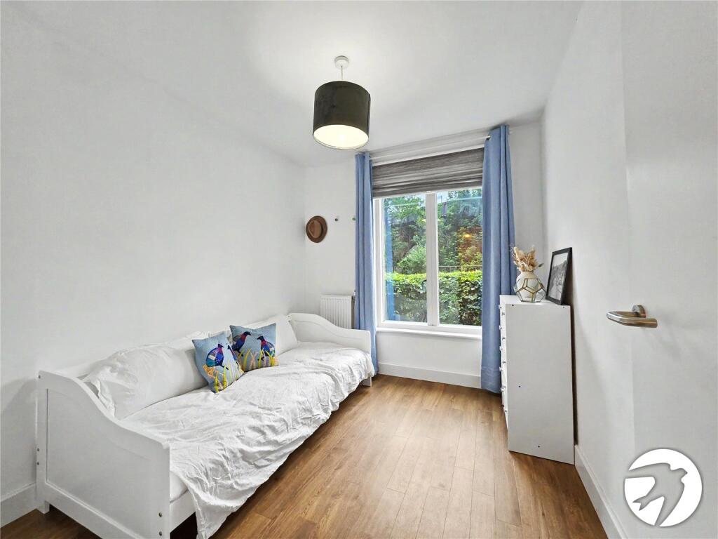 2 bedroom house for rent