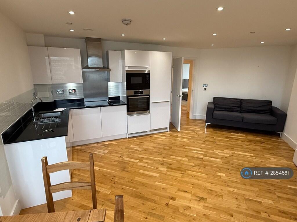 Main image of property: Leven Road, London, E14