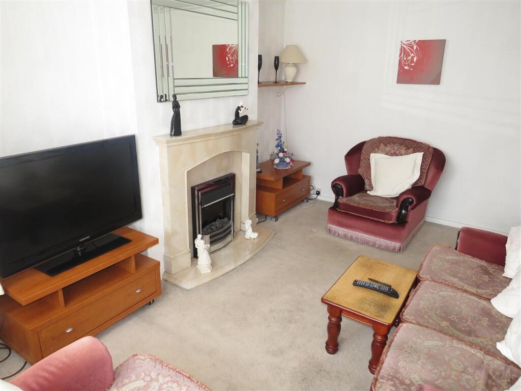 House in Solihull, Castle Bromwich - View 5