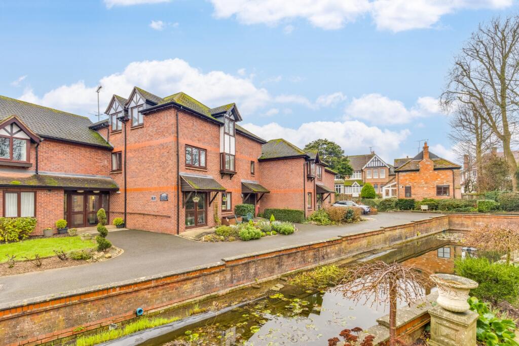 Main image of property: Pond Court, The Ridgeway, Codicote, Hitchin, SG4