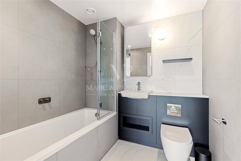 Apartment in London - View 2