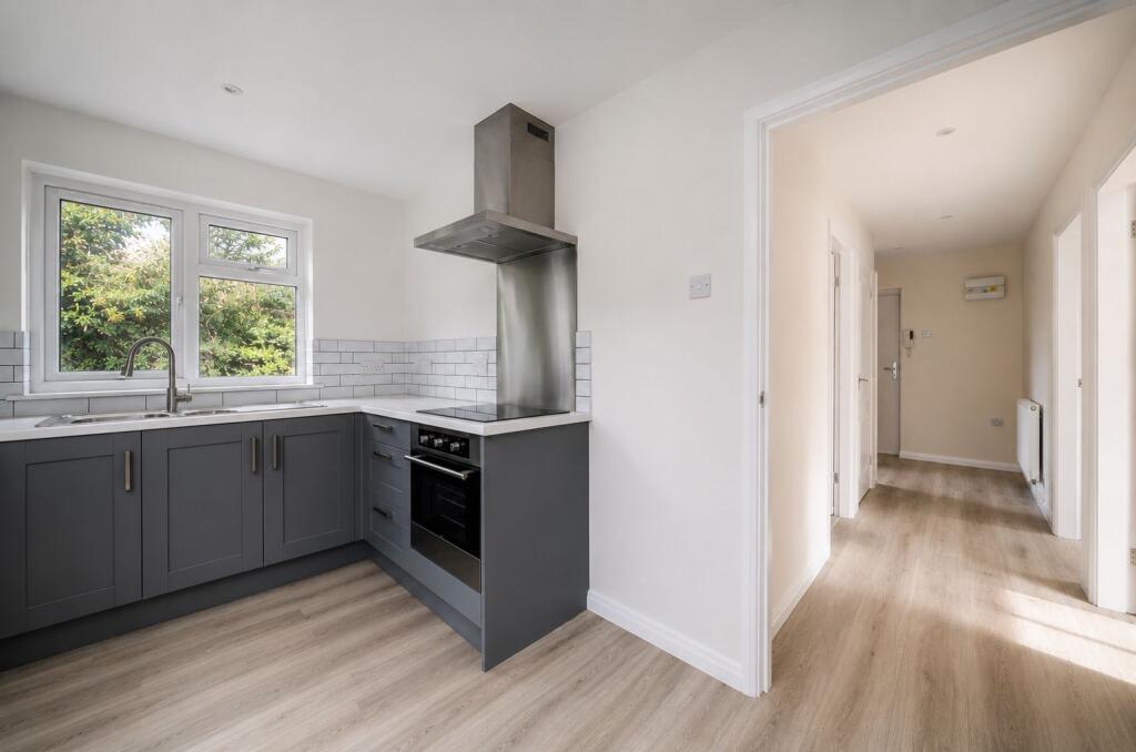 Apartment in York, Bell Farm - View 4