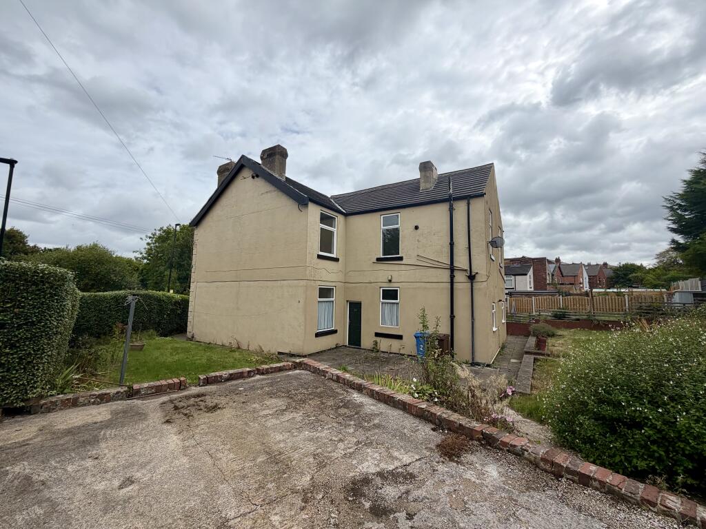 House in Sheffield, South Yorkshire - View 4