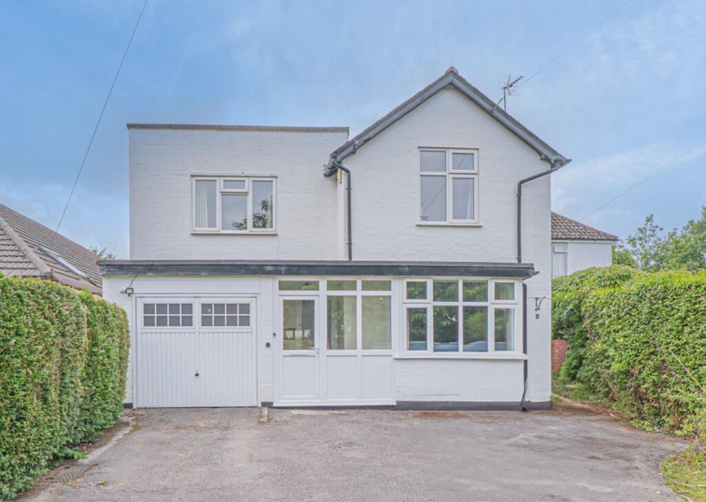 Main image of property: Kelsey Lane, Balsall Common, CV7