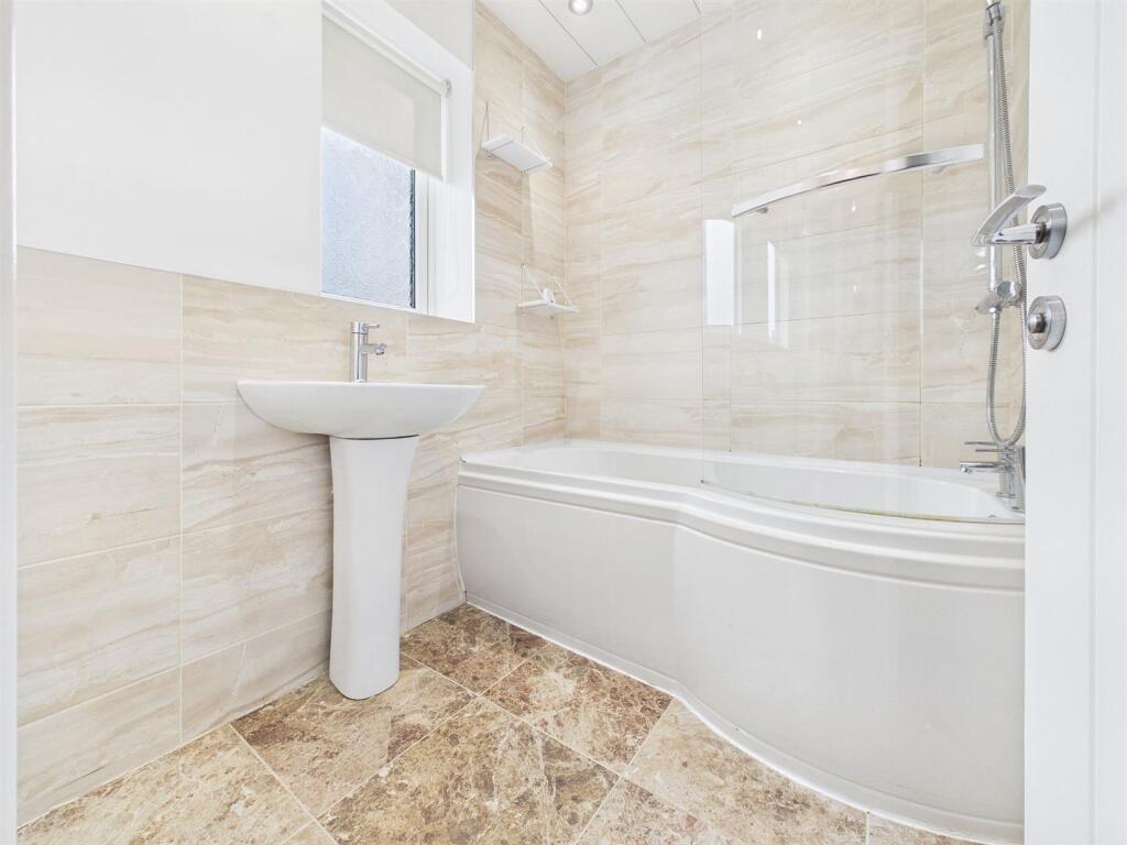 House in Gateshead, North East - View 3