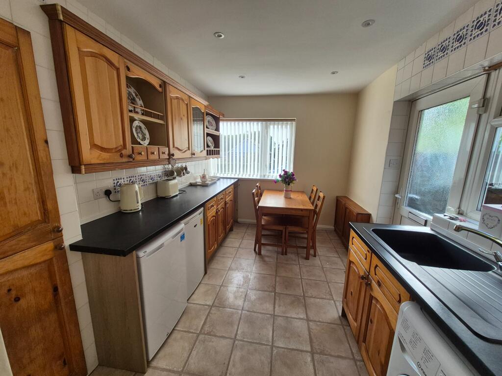 Hunt Avenue, Heanor, DE75 photo 3
