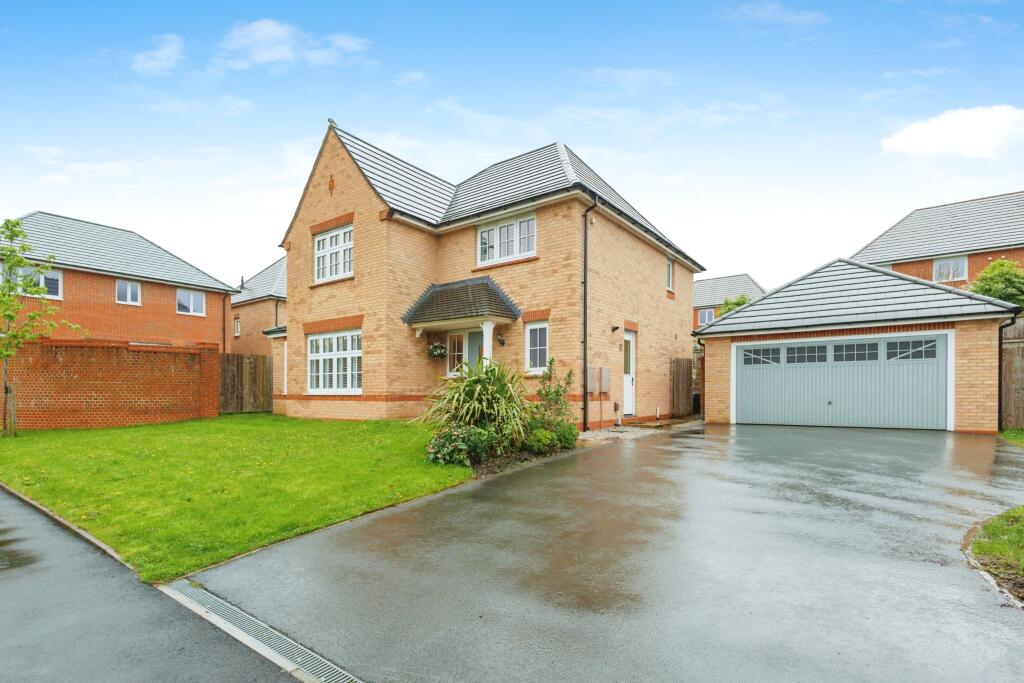 Main image of property: Fairfax Close, Oldham, OL9