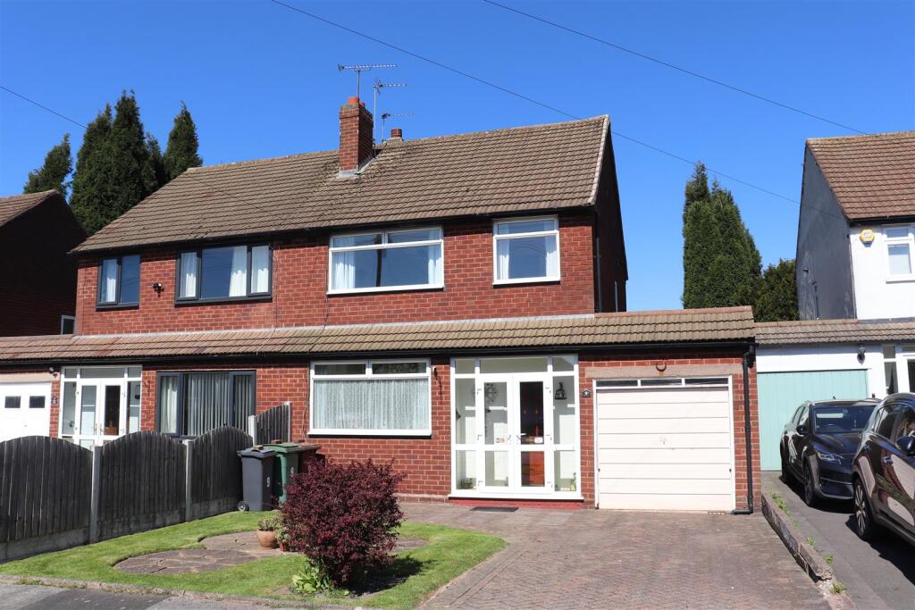 Main image of property: Cliveden Avenue, Aldridge