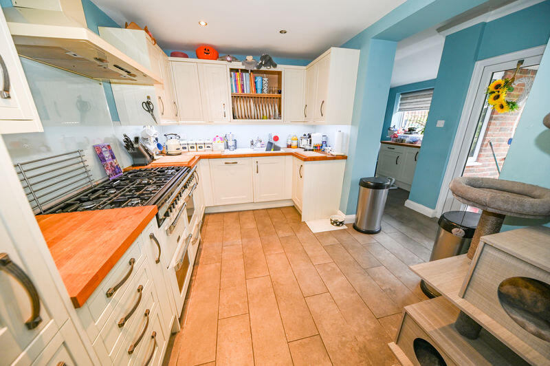 House in Portsmouth - View 5